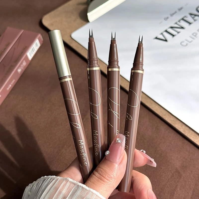 Double fork eyeliner eyebrow pen