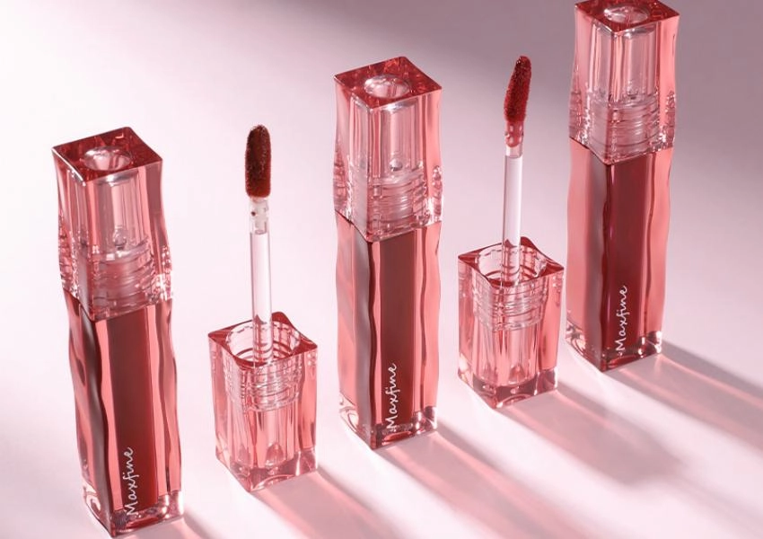 Tinte labial peel-off vs. tinte labial tradicional: ¿Qué fórmula reduce la transferencia sin resecar los labios?