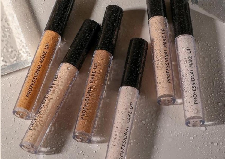 Concealer Palette vs Liquid Concealer: Which Creates a Smarter Shade Strategy